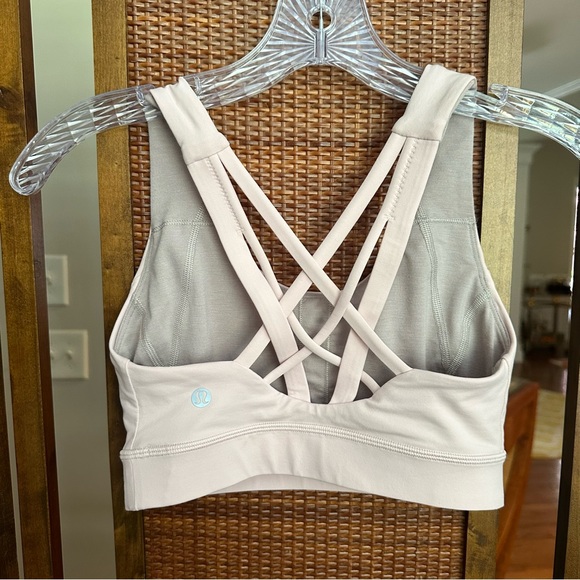 Lululemon Free to Be Elevated Bra *Light Support size 2 very light pink - Picture 3 of 6